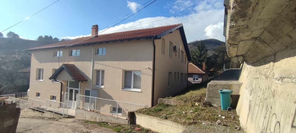 Pozivom na 1434 pomažete djeci na KiM