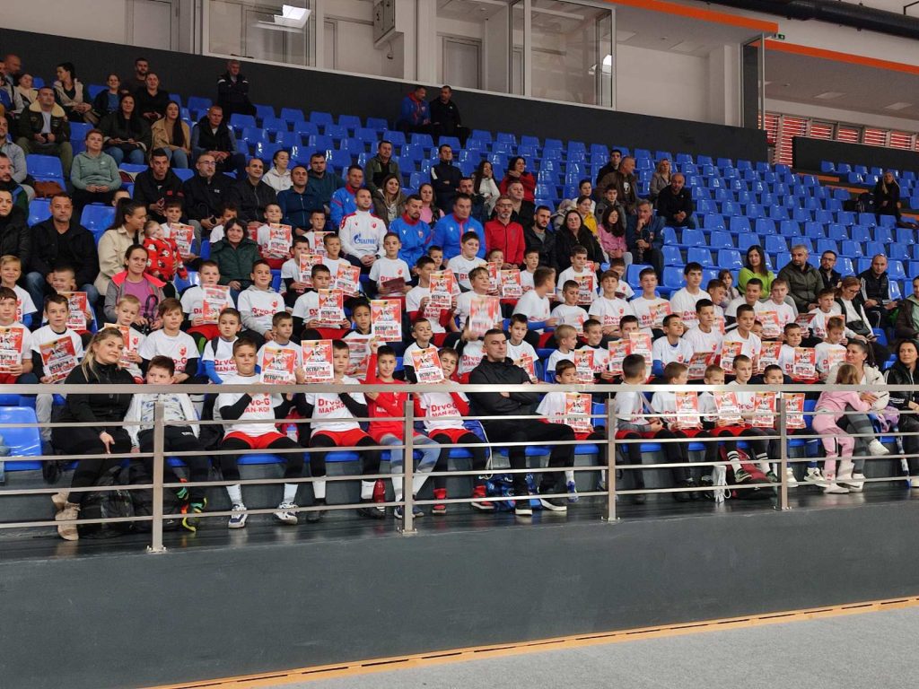 Kamp FK Crvena Zvezda u Gradišci okupio 60 mališana (FOTO)
