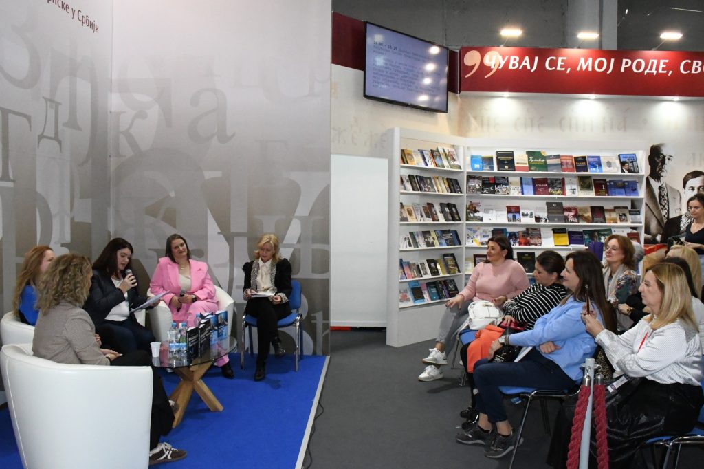 Zavičajni muzej Gradiška i Maja Dejanović iz Narodne biblioteke Gradiška predstavili svoje naslove na Međunarodnom sajmu knjiga u Beogradu