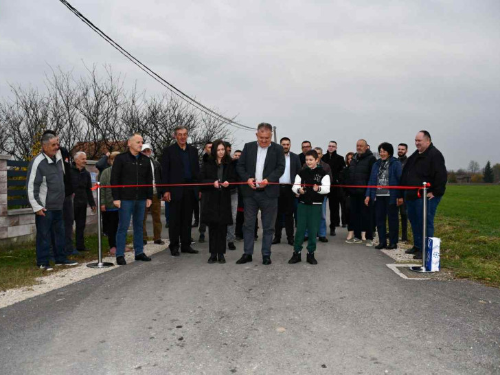Gradiška: Novi asfalt u Bok Jankovcu