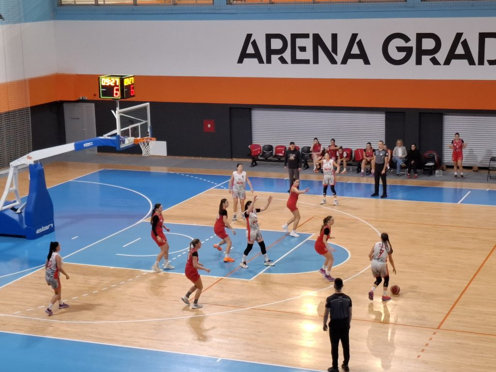 Trijumf ŽKK Kozara na startu sezone: Jelena Tadić ubacila 35 poena (FOTO)