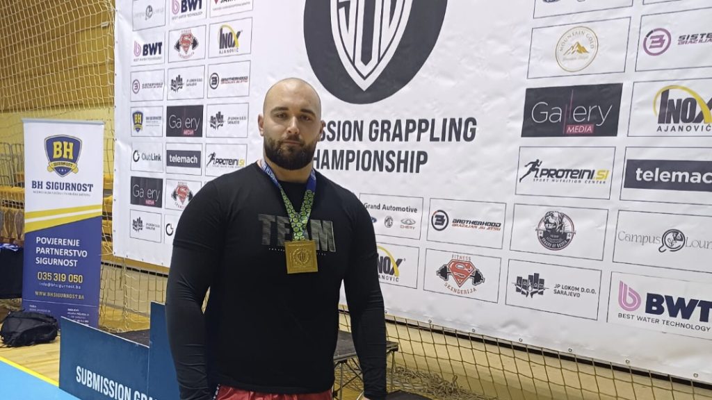 Mihajlo Borjanović iz Gradiške osvojio zlatnu medalju na turniru u Sarajevu (FOTO)