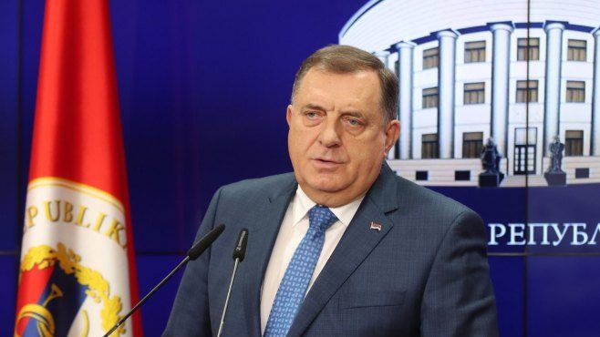 Dodik: Iduće godine četiri milijarde KM investicija u Srpskoj