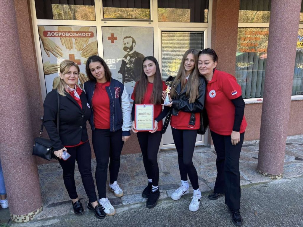 Učenici iz Nove Topole drugi na Regionalnom takmičenju Crvenog krsta