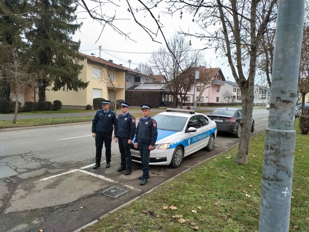 Pripadnici Policijske uprave Gradiška odali poštovanje ubijenom kolegi Bašiću