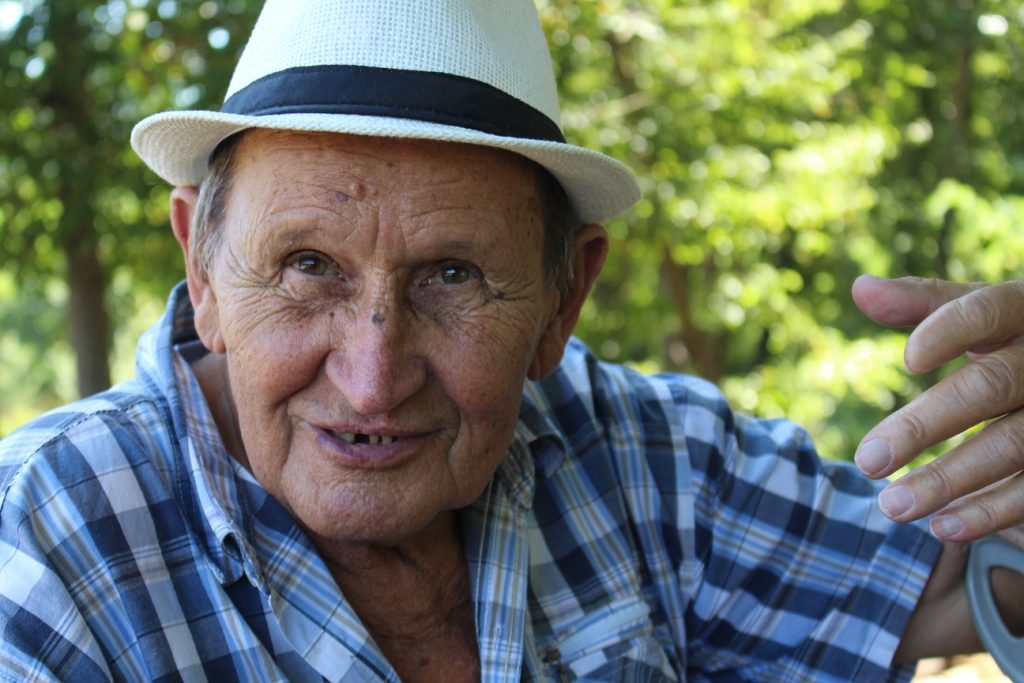 Devet života Radislava Šljivara, poštara u penziji