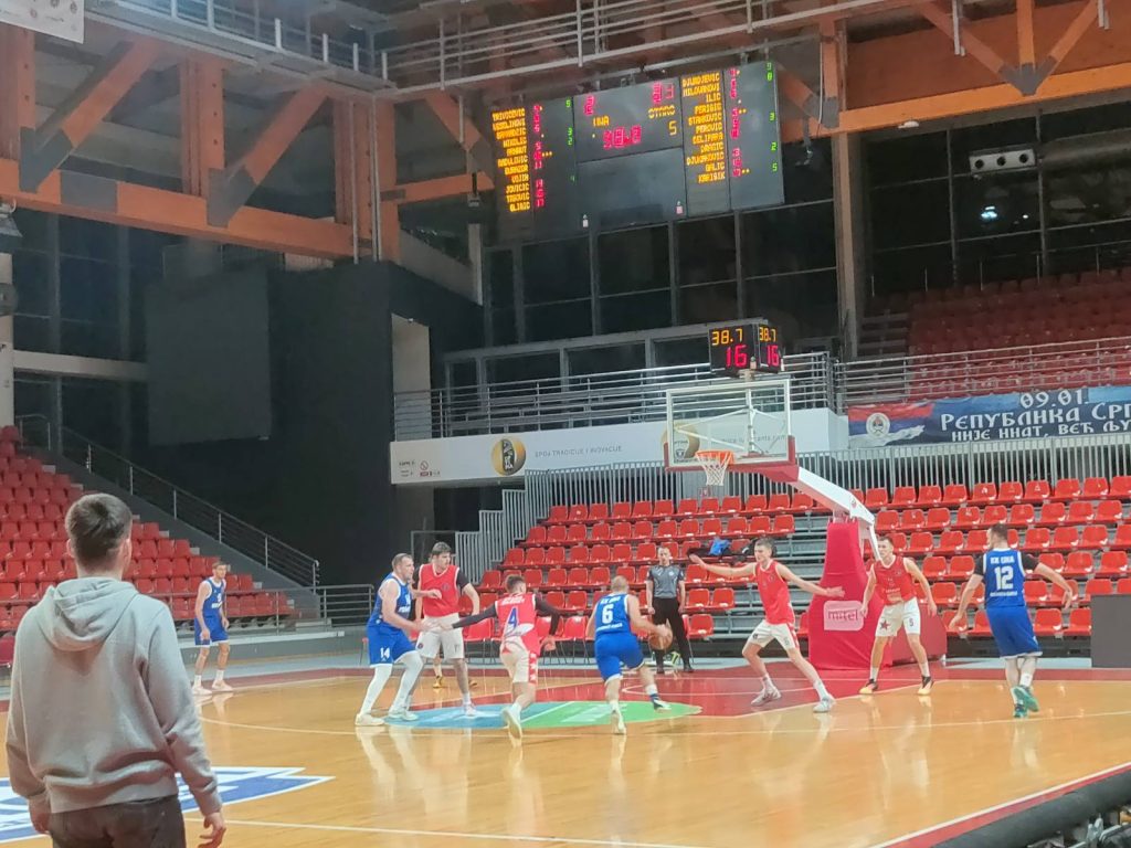 Stars Basket poražen od Une nakon produžetaka, slijedi duel protiv Akademca (FOTO)