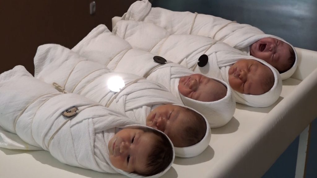 Prve bebe u Novoj godini