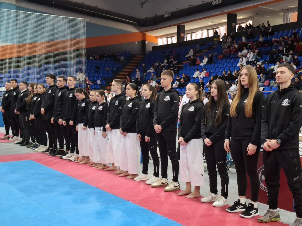 Rekordnih 800 takmičara na 4. međunarodnom karate turniru “Niten Kup” (FOTO)