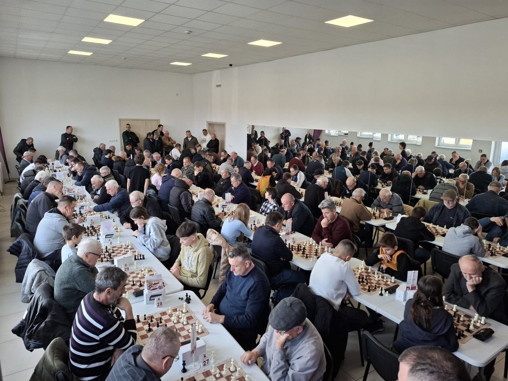 Peti Sretenjski šahovski turnir u Vrbaškoj okupio 80 takmičara (FOTO)
