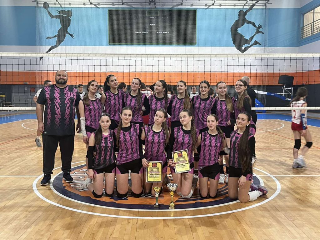 Odbojkašice OŠ”Danilo Borković” pobjednice Gradskog takmičenja