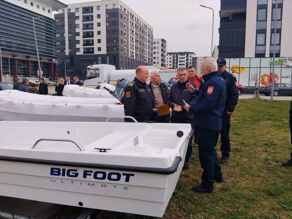 Nova oprema za Profesionalnu-vatrogasno spasilačku jedinicu Gradiška