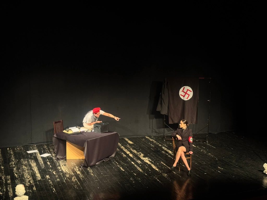 Odigrana predstava “Jedan Pikaso” Džefrija Hačera u KC Gradiška