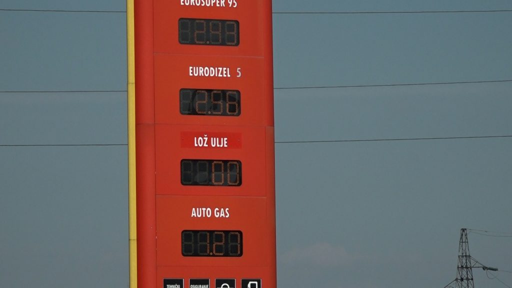 Rast cijena goriva: Dizel u Gradišci do 3, 06 KM