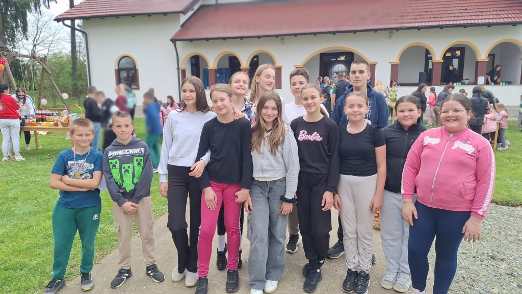 Održana manifestacija “Vaskrs u Gornjim Podgradcima” (FOTO)