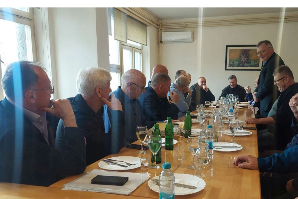 Susret bivših studenata i fudbalera: Srce bi na teren, ali noge ne mogu