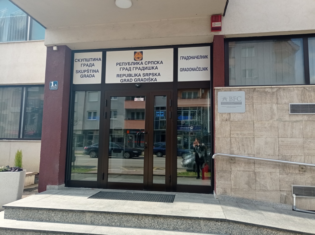 Potpisivanje ugovora za projekte Omladinske banke Gradiška