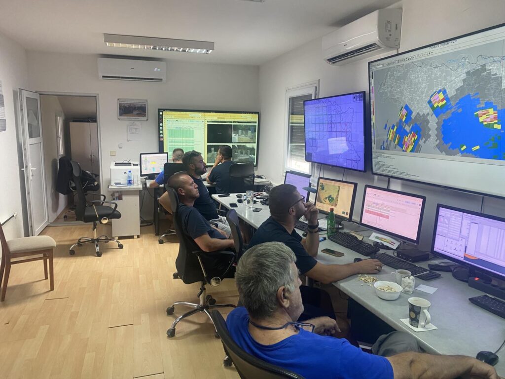 Od jutros ispaljeno oko 209 protivgradnih rakete