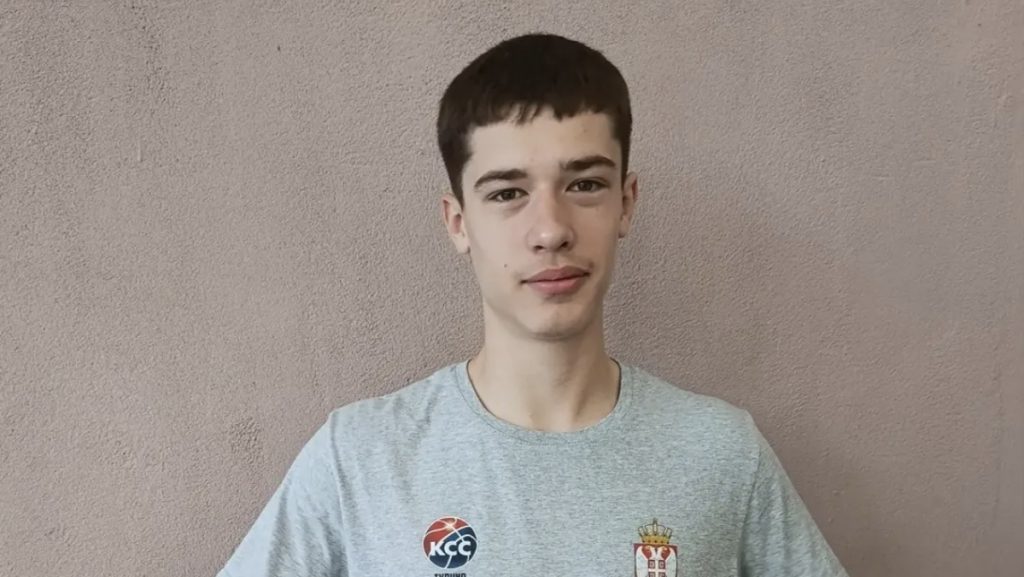 Košarkaš iz Gradiške Simon Sladojević u reprezentaciji Srbije